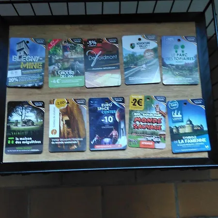 Au Coeur Des Ardennes 아파트 에레제